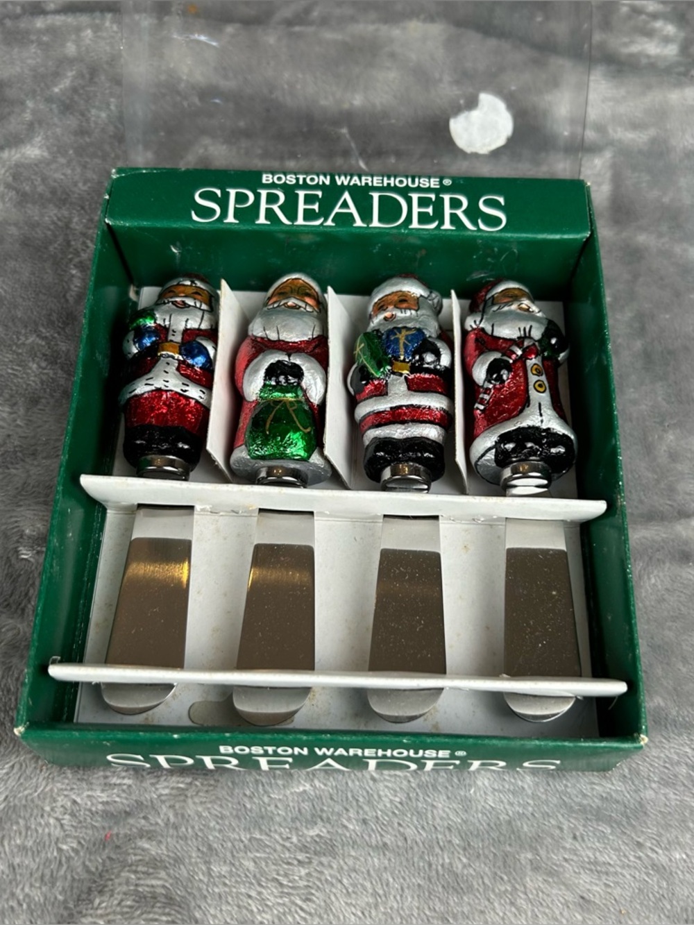 Vintage 1999 Christmas Boston Warehouse Cheese Spreaders Set of 4 Holiday Santa